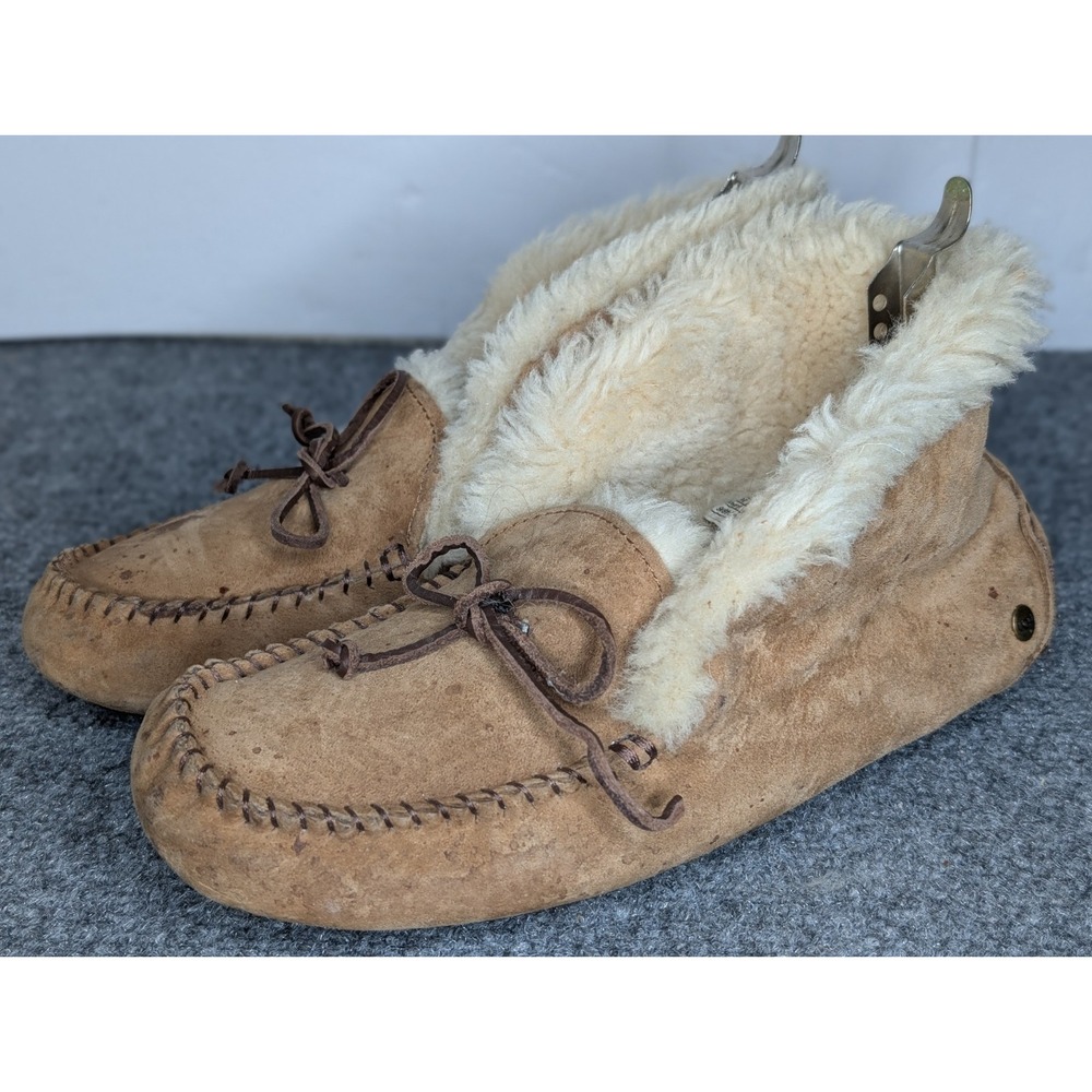UGG Women's Tan Suede Shearling-Lined Moccasin Flat Ankle Boots‎ Size 7